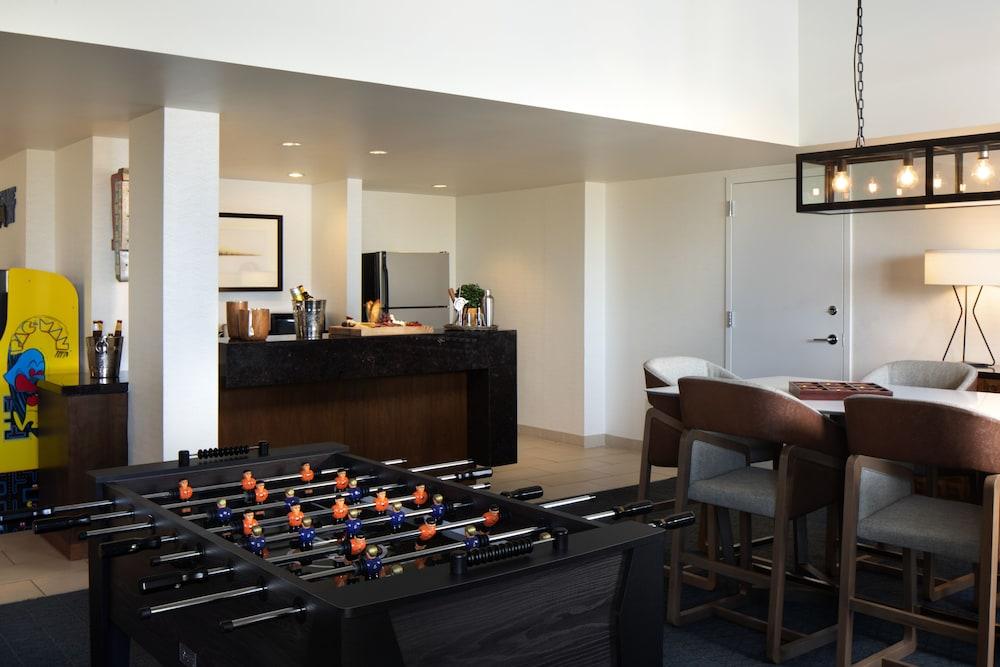 Grand Hyatt Hotel 4*